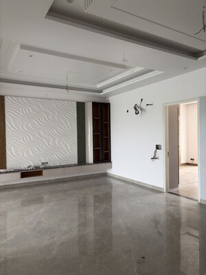 Building Lobby in 6+ BHK Independent House at Sector 82 A – for Sale