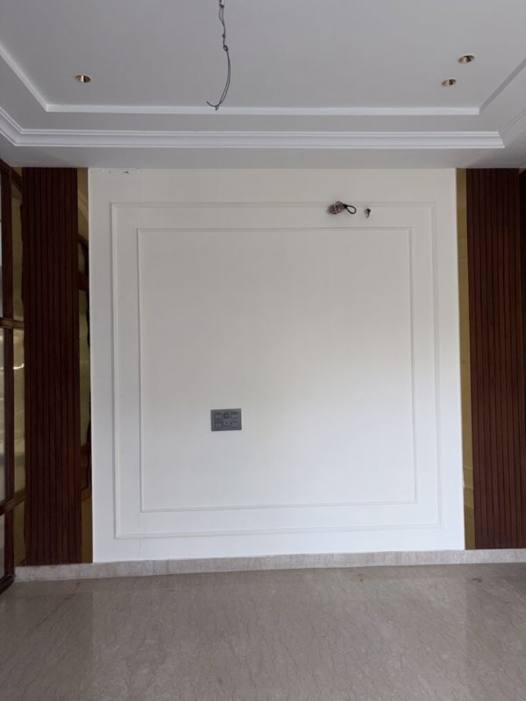 Room, aerocity 5 Bedroom 306 Sq.Yd. Independent House In Aerocity Mohali 10656733