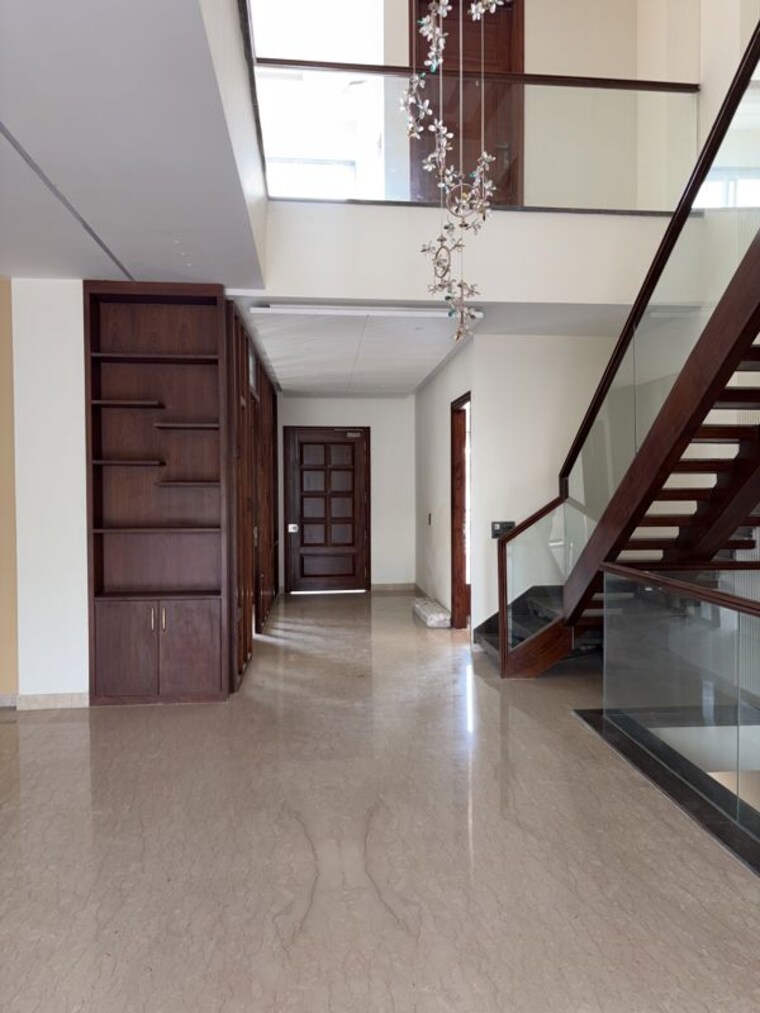 undefined, aerocity 5 Bedroom 306 Sq.Yd. Independent House In Aerocity Mohali 10656733