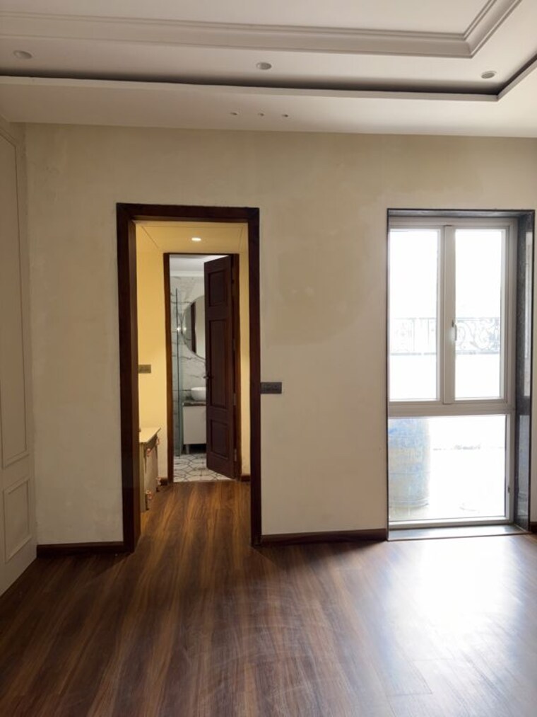 Room, aerocity 5 Bedroom 306 Sq.Yd. Independent House In Aerocity Mohali 10656733