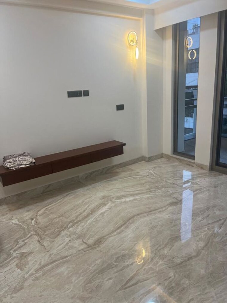 Room, greater kailash i 3 Bedroom 1600 Sq.Ft. Builder Floor In Greater Kailash I Delhi 10691581
