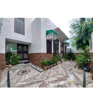 2 BHK Independent House For Rent in Sector 36 Greater Noida