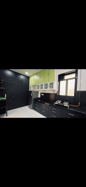 Team Area in 1 BHK Apartment at Shanti Niketan Mahim West, Mahim West – for Rent