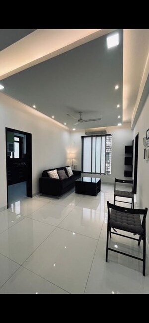 Team Area in 1 BHK Apartment at Shanti Niketan Mahim West, Mahim West – for Rent