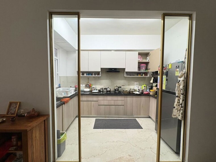 Kitchen, smart-world-orchard 3 Bedroom 1595 Sq.Ft. Builder Floor In Sector 61 Gurgaon 10691631