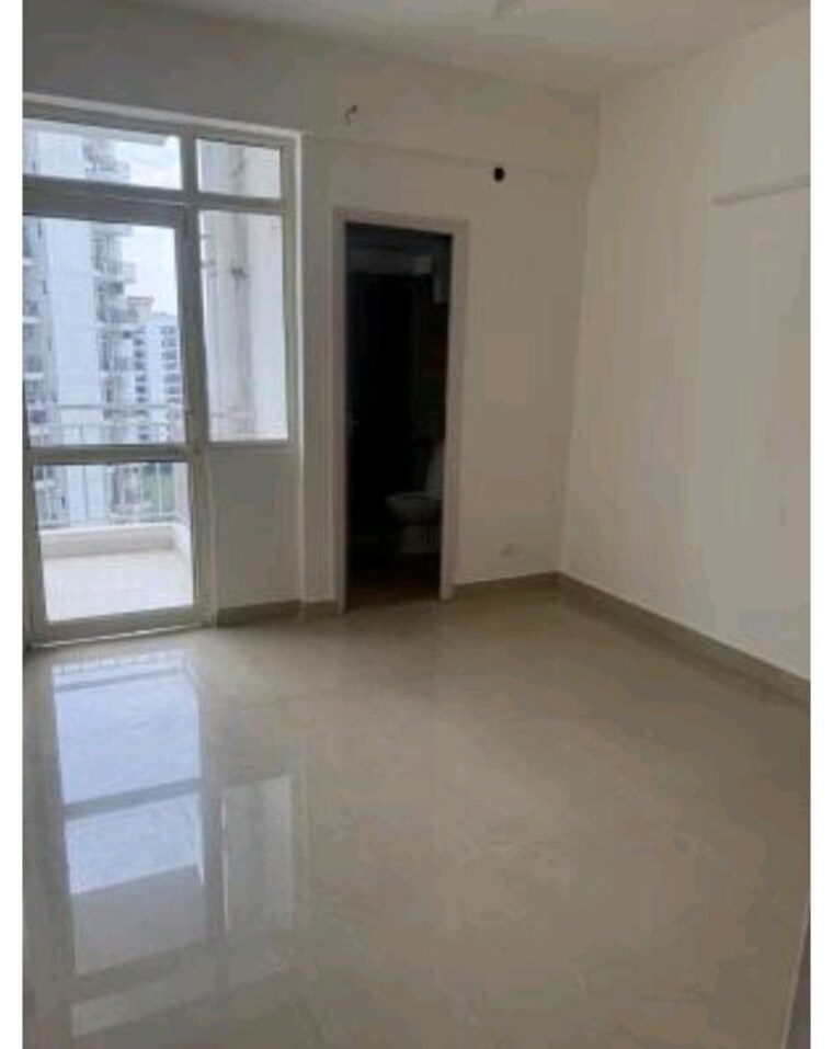 Room, suncity-avenue-76 2 Bedroom 735 Sq.Ft. Apartment In Sector 76 Gurgaon 10691639