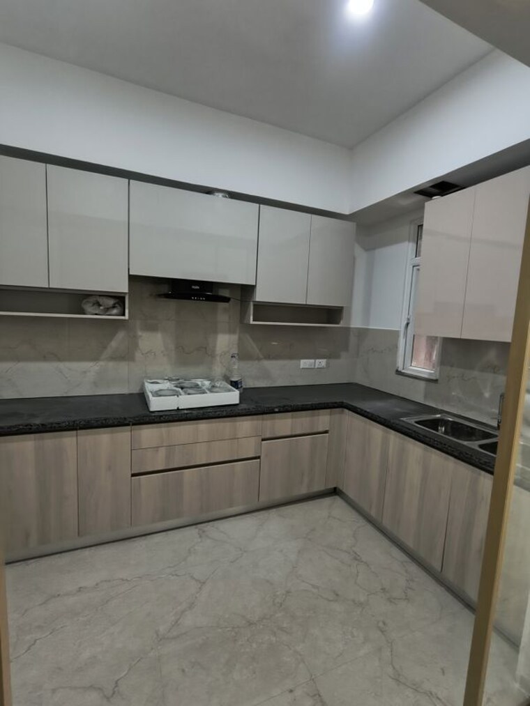 Kitchen, smart-world-orchard 3 Bedroom 1600 Sq.Ft. Builder Floor In Sector 61 Gurgaon 10691703