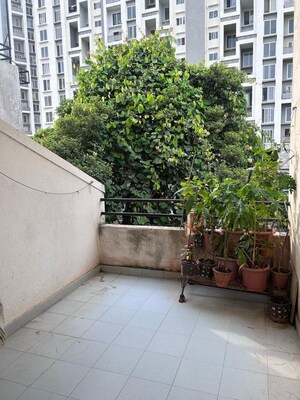 Balcony in 1 BHK Apartment at Giridhar Chandraneel Apartment, Bavdhan – for Rent