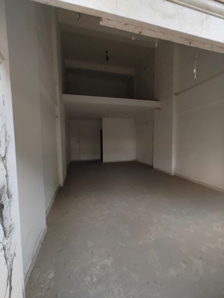 Room, gk-atlanta-phase-2 Commercial Shop 650 Sq.Ft. In Wakad Pune 10691742