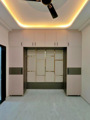 3 BHK Builder Floor For Sale in Govindpuram