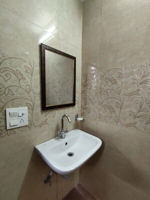 Bathroom in 2 BHK Builder Floor at Sushant Lok 2, Sector 57 – for Rent