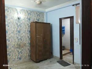 Room in 2 BHK Apartment at Malviya Nagar – for Rent