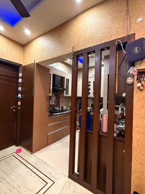 Room in 2 BHK Apartment at Malviya Nagar – for Rent