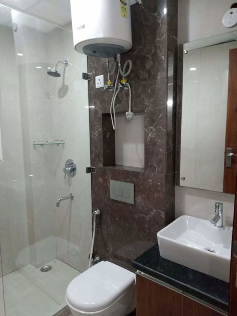 Bathroom, sushant lok i 1 Bedroom 1000 Sq.Ft. Builder Floor In Sushant Lok I Gurgaon 10691774