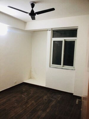 Room in 4 BHK Apartment at BPTP Park Elite Premium, Sector 84 – for Sale