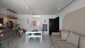 3 BHK Apartment For Rent in RNA NG Eclat, Andheri West