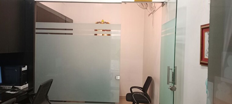 Team Area, rustomjee-eaze-zone-mall Commercial Office Space 167 Sq.Ft. In Malad West Mumbai 10691794