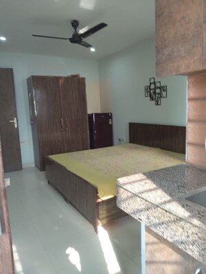 Bedroom in 1 RK Builder Floor at Mohit House, Sushant Lok I – for Rent