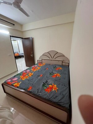 Bedroom in 2 BHK Apartment at Signature Global Prime, Sector 63a – for Rent