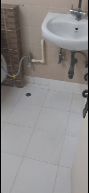 Bathroom in 2 BHK Apartment at Omaxe Heights, Sector 86 – for Rent