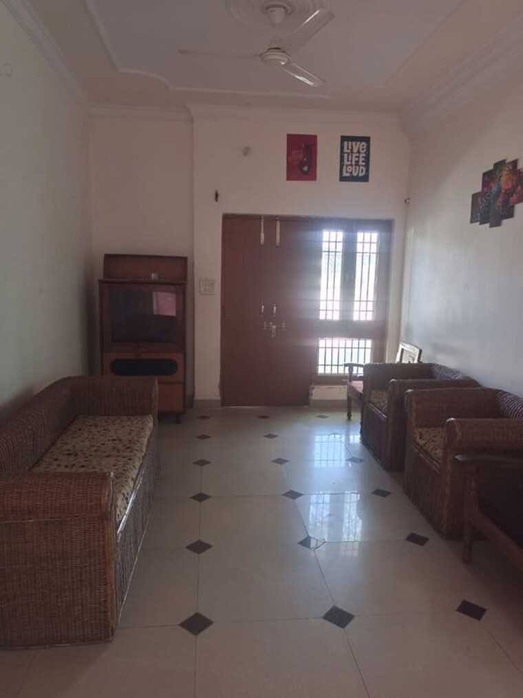 Kitchen, gomti nagar 5 Bedroom 3200 Sq.Ft. Villa In Gomti Nagar Lucknow 10691861