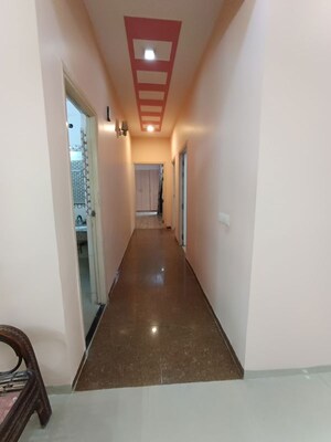 Building Lobby in 3 BHK Apartment at Umang Summer Palms, Sector 86 – for Rent