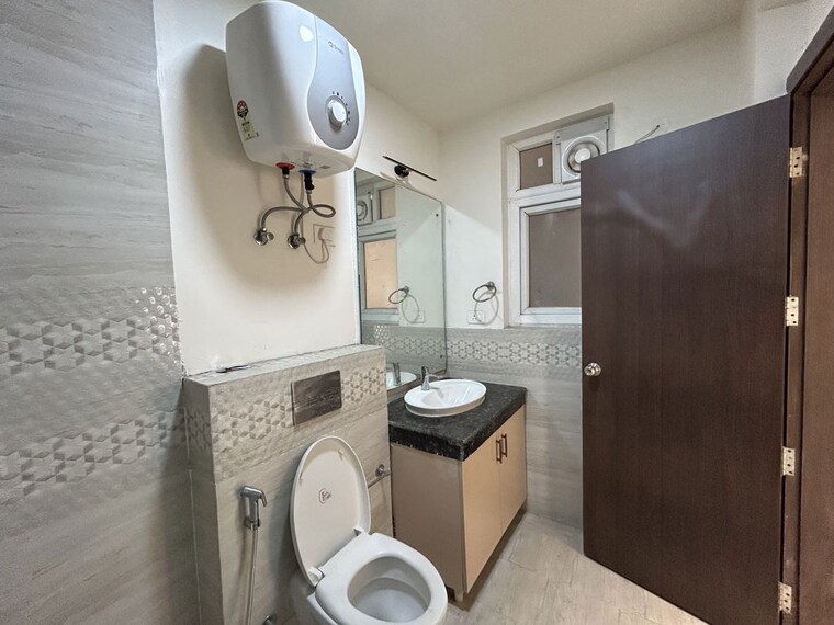Bathroom, ats-le-grandiose 3 Bedroom 2000 Sq.Ft. Apartment In Sector 150 Noida 10691916