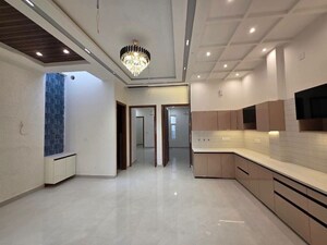 Room in 3 BHK Independent House at Kamta – for Sale
