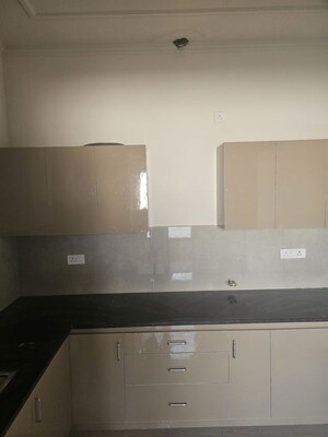 Kitchen in 1 BHK Independent House at Sector 14 – for Rent