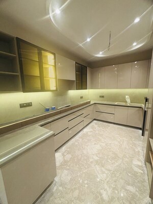 Kitchen in 3 BHK Builder Floor at Sector 22 – for Rent