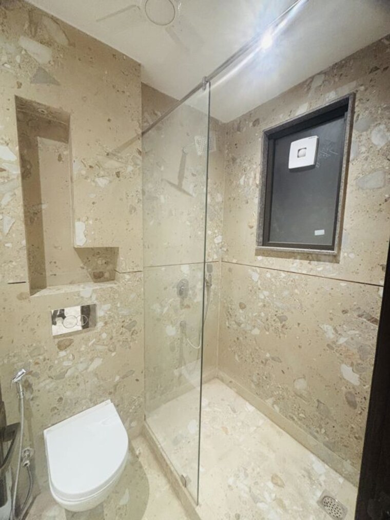 Bathroom, sector 22 3 Bedroom 1550 Sq.Ft. Builder Floor In Sector 22 Gurgaon 10691992