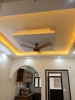 Furnished Amenities in 1 BHK Builder Floor at Dwarka Mor – for Sale