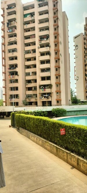 3 BHK Apartment For Rent in SRS Royal Hills, Sector 87