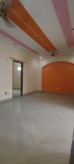 3 BHK +  2600 Sq.Ft. Independent House in RWA Apartments Sector 122