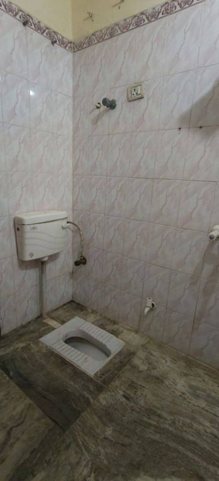 Bathroom, rwa-apartments-sector-122 3 Bedroom 2600 Sq.Ft. Independent House In Sector 122 Noida 10691998
