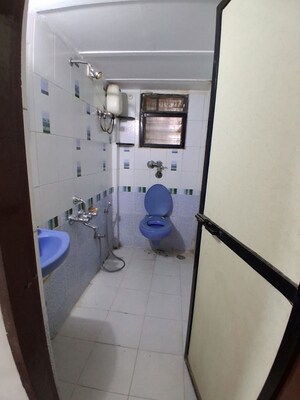 Team Area in 2 BHK Apartment at Chembur Abhay CHS LTD, Tilak Nagar – for Rent