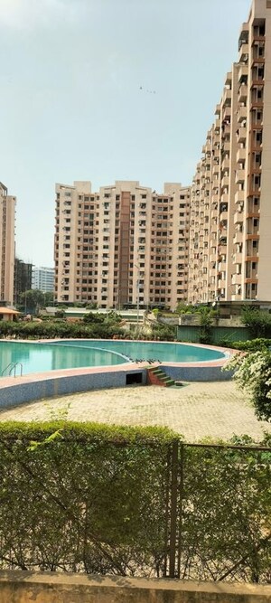 2.5 BHK Apartment For Sale in SRS Royal Hills, Sector 87