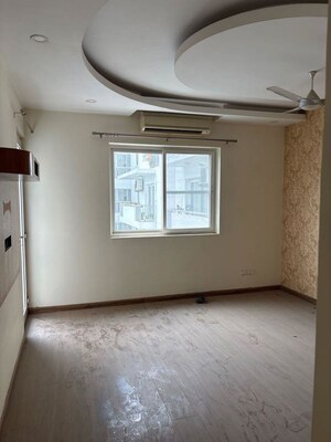 3 BHK Builder Floor For Rent in Sector 22
