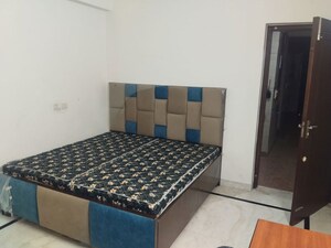 1 RK Independent House For Rent in RWA Apartments Sector 41, Sector 41