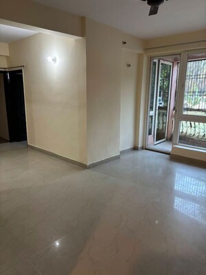 Room in 3 BHK Independent House at Sector 49 – for Rent