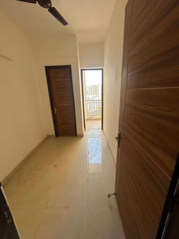 Room, mahagun-my-woods  1520 Sq.Ft. Apartment In Sector 16c Greater Noida Greater Noida 10692056