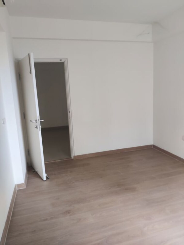 Room, indiabulls-centrum-park 4 Bedroom 2875 Sq.Ft. Apartment In Sector 103 Gurgaon 10692040