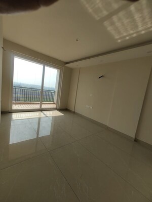 Room in 3 BHK Apartment at MRS Hi Greens, Kishanpura – for Sale