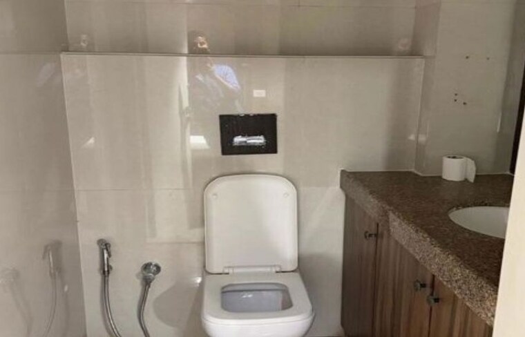 Bathroom, acme-plaza Commercial Office Space 1890 Sq.Ft. In Andheri East Mumbai 10692106