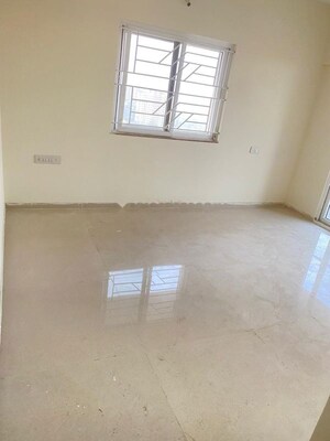 Room in 4 BHK Apartment at Kolte Patil Life Republic Sound of Soul, Hinjewadi – for Rent