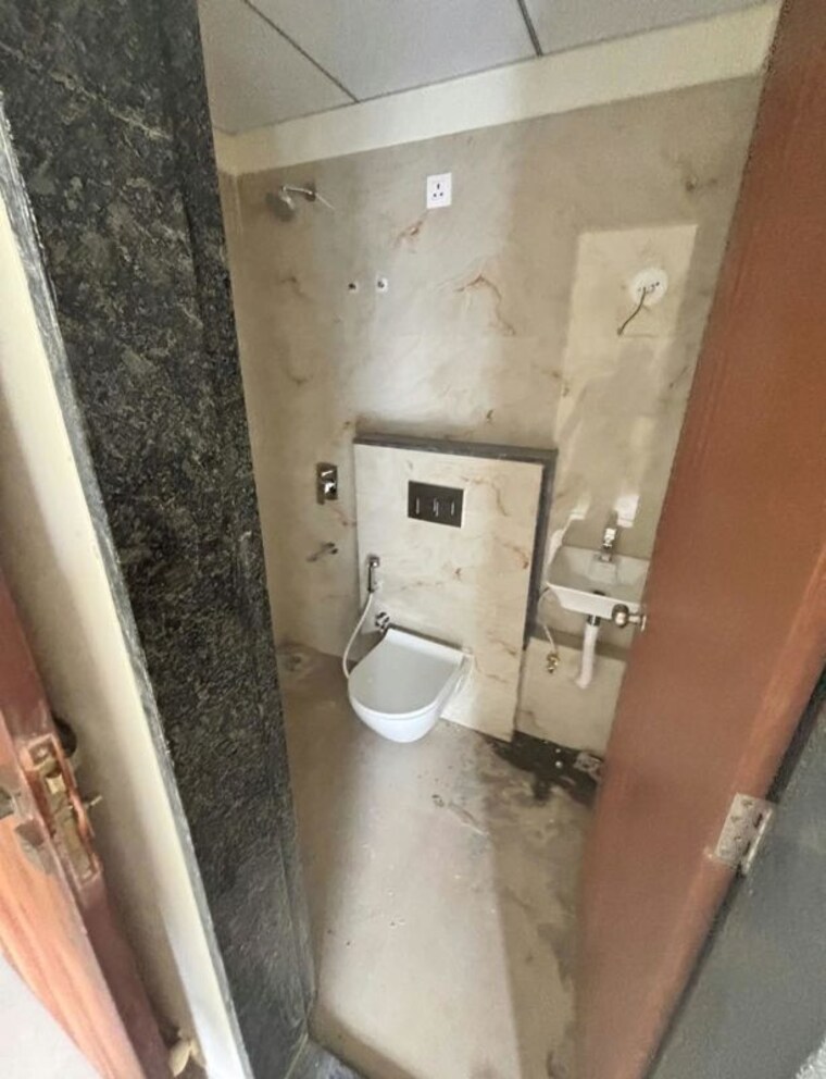 Bathroom, pride-larkins-nest 1 Bedroom 444 Sq.Ft. Apartment In Ghodbunder Road Thane 10692096