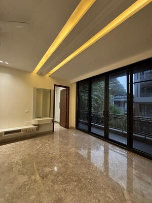4 BHK Penthouse For Rent in South Extension ii