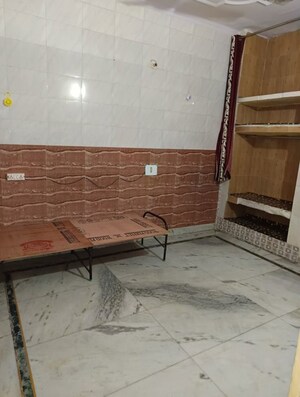 Kitchen in 1 BHK Builder Floor at Mukherjee Nagar – for Rent