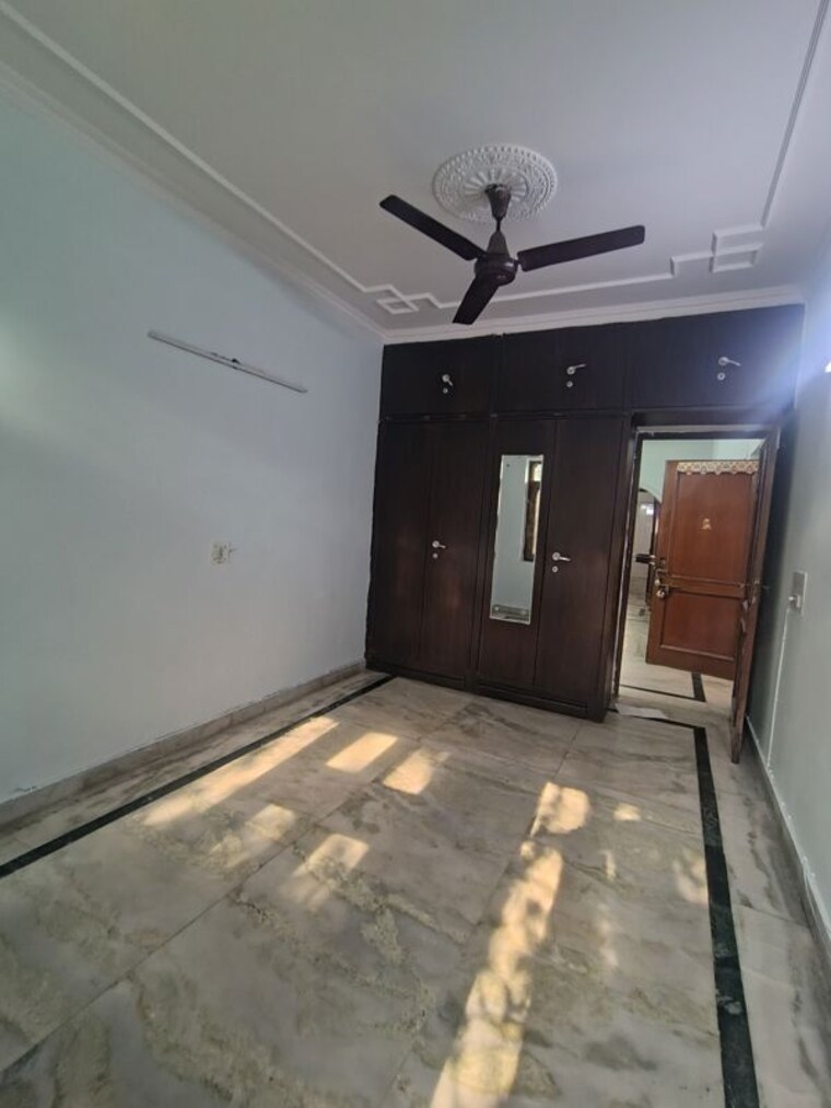 Kitchen, malviya nagar 3 Bedroom 1800 Sq.Ft. Builder Floor In Malviya Nagar Delhi 10692121