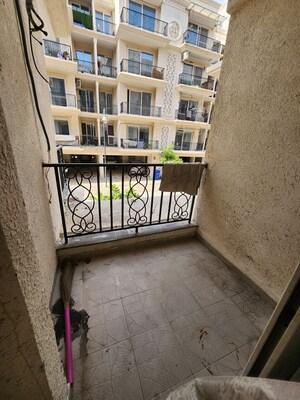 Balcony in 3 BHK Builder Floor at Signature Global Park 4 and 5, Sohna Sector 36 – for Rent